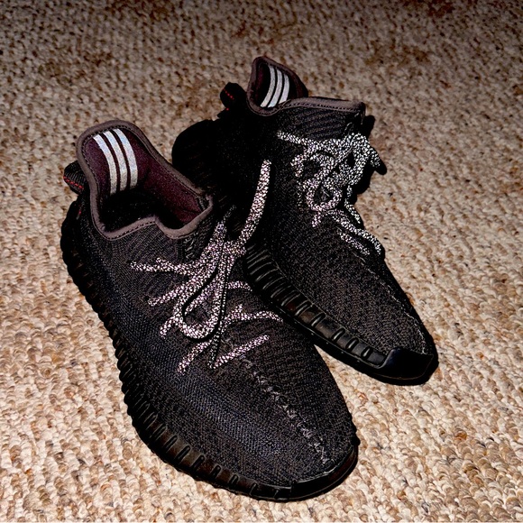 Adidas Yeezy Boost 350 non reflective black shoes - Picture 11 of 13